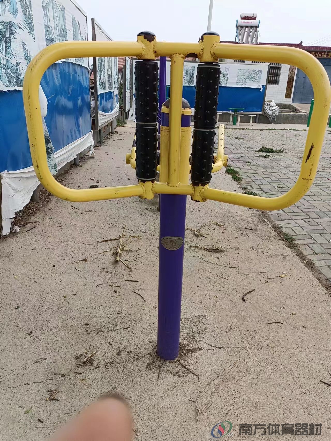 腰背按摩器 腰背按摩器